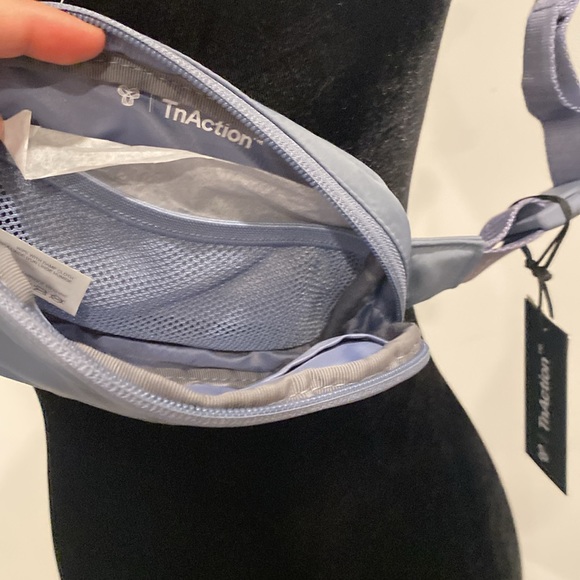 SOLD - Aritzia TNA TnAction
On-The-Way Exposed Bag - Picture 4 of 5
